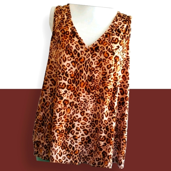 V-neck Swing Tank Leopard Print by French Grey 2X - Picture 1 of 3